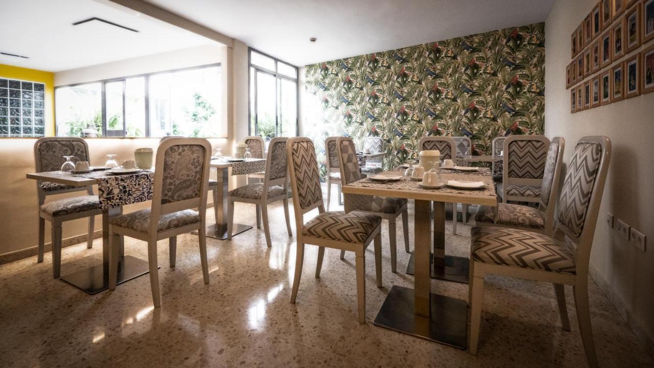 Hotel Colectia Santa Lucia